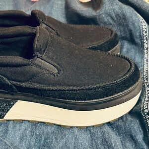 UGG Black Marin Slip-On Platforms - excellent condition